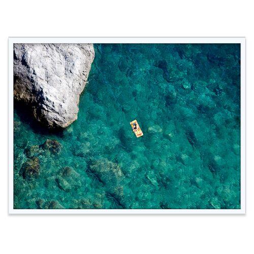 Judith Gigliotti - Vicino Alla Roccia Photograph - Green