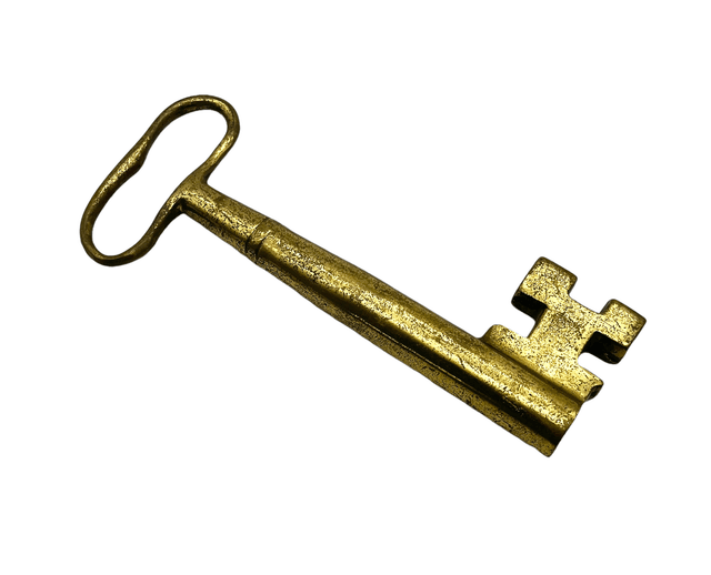 Solid Brass Oversize Antique Key - Pilar Collection - Gold