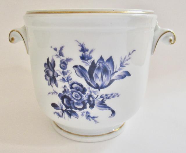 Richard Ginori Italian Tulips Cachepot - The Emporium Ltd. - Blue