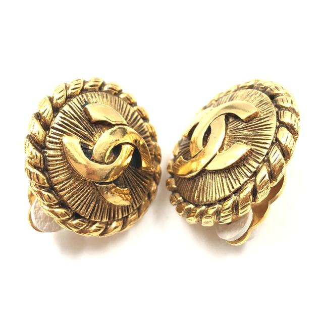 Chanel Gold Plated CC Clip On Women's Earrings (Pre-Owned)