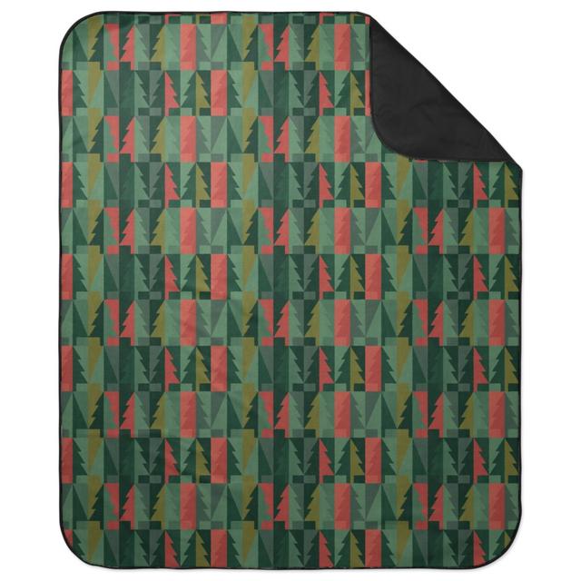 Picnic Blankets: Geometric Forest - Red and Green, Classic Green