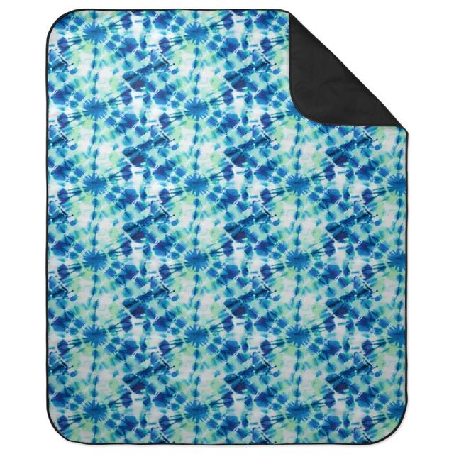 Picnic Blankets: Tie Dye Ink Splat Indigo and Green, Blue, Tru