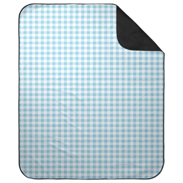 Picnic Blankets: Gingham Checks, Blue, Rain