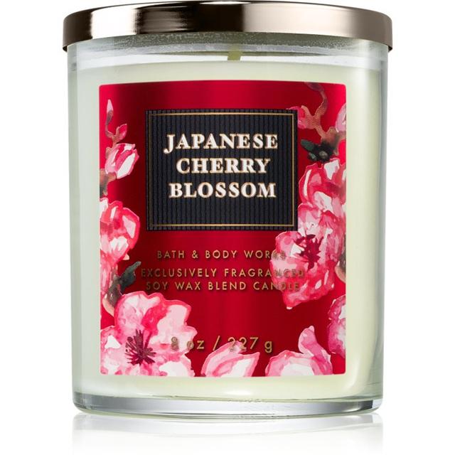 Bath & Body Works Japanese Cherry Blossom scented candle 227 g