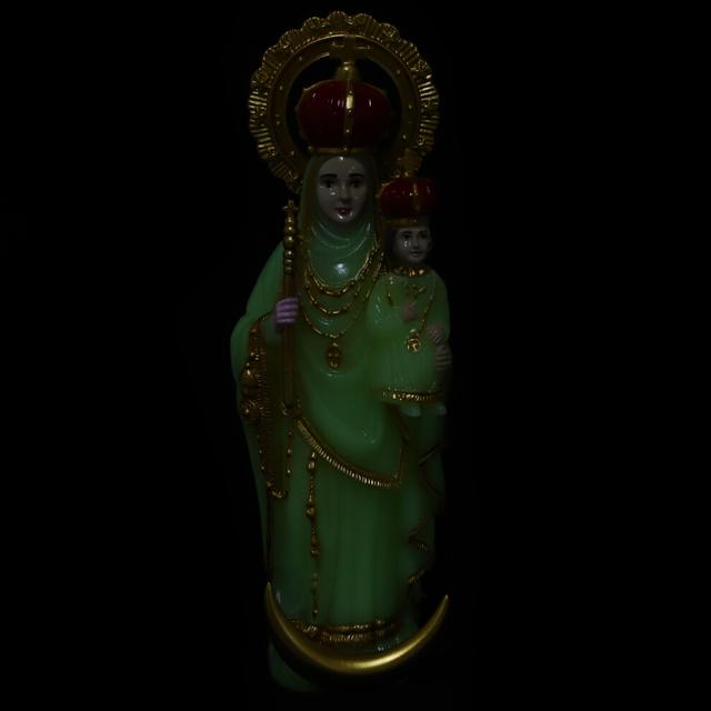 4pcs Vintage Virgin Mary Statue with Baby Plastic Religious Decor