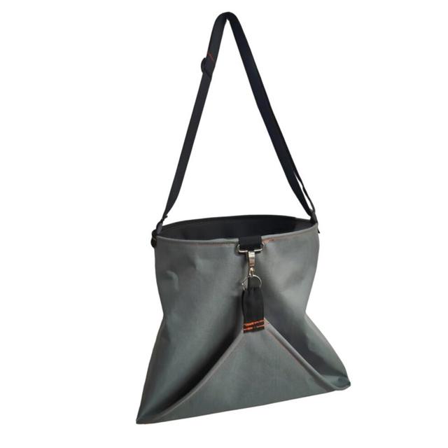 1. Heavy-Duty Gardening Apron With Quick-Release Pouches For Efficient Fruit Harvesting And Outdoor Planting Tools Practical Harvesting Accessory Grey