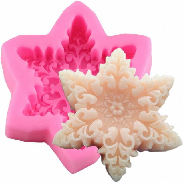 Snowflake Silicone Molds, Reusable Non-Stick Flexible Baking Mat For Christmas Themed Gifts And Decorations
