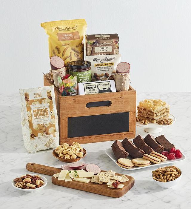 Deluxe Everyday Sharing Gift Basket, Assorted Foods, Gifts by Harry & David