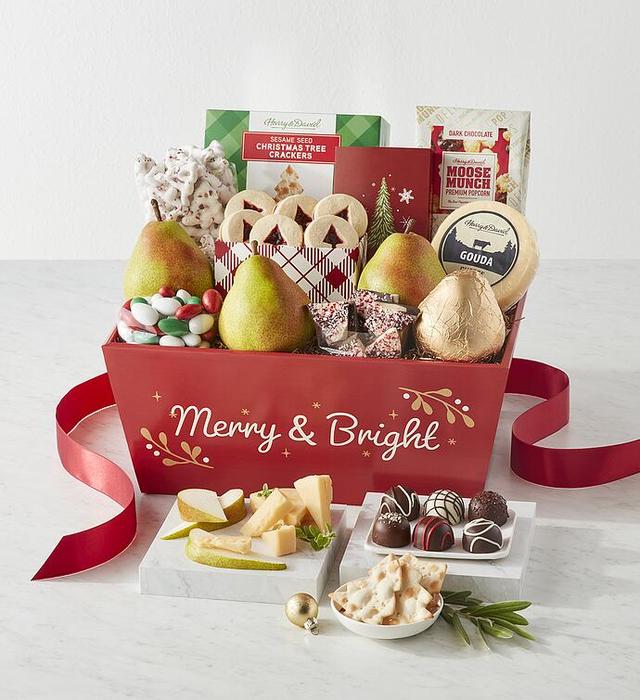 Classsic Christmas Gift Basket, Assorted Foods, Gifts by Harry & David