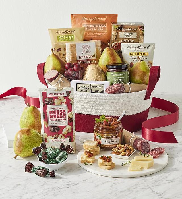 Deluxe Season's Best Gift Basket, Assorted Foods, Gifts by Harry & David