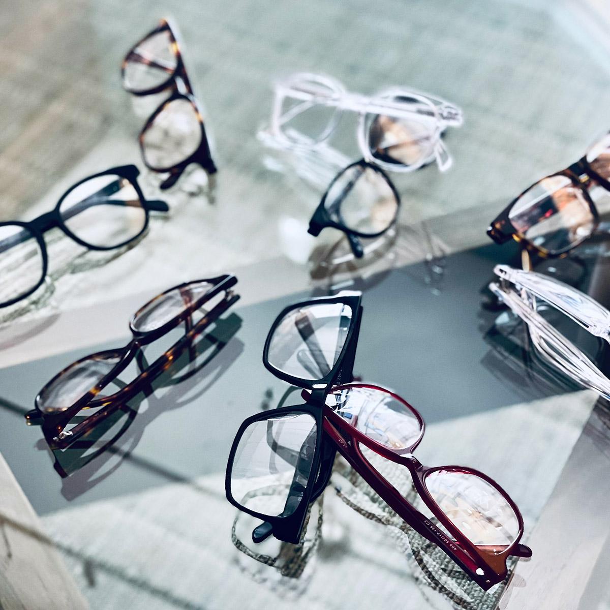 Fog-Free Rectangular Readers - Clear - 2.0+