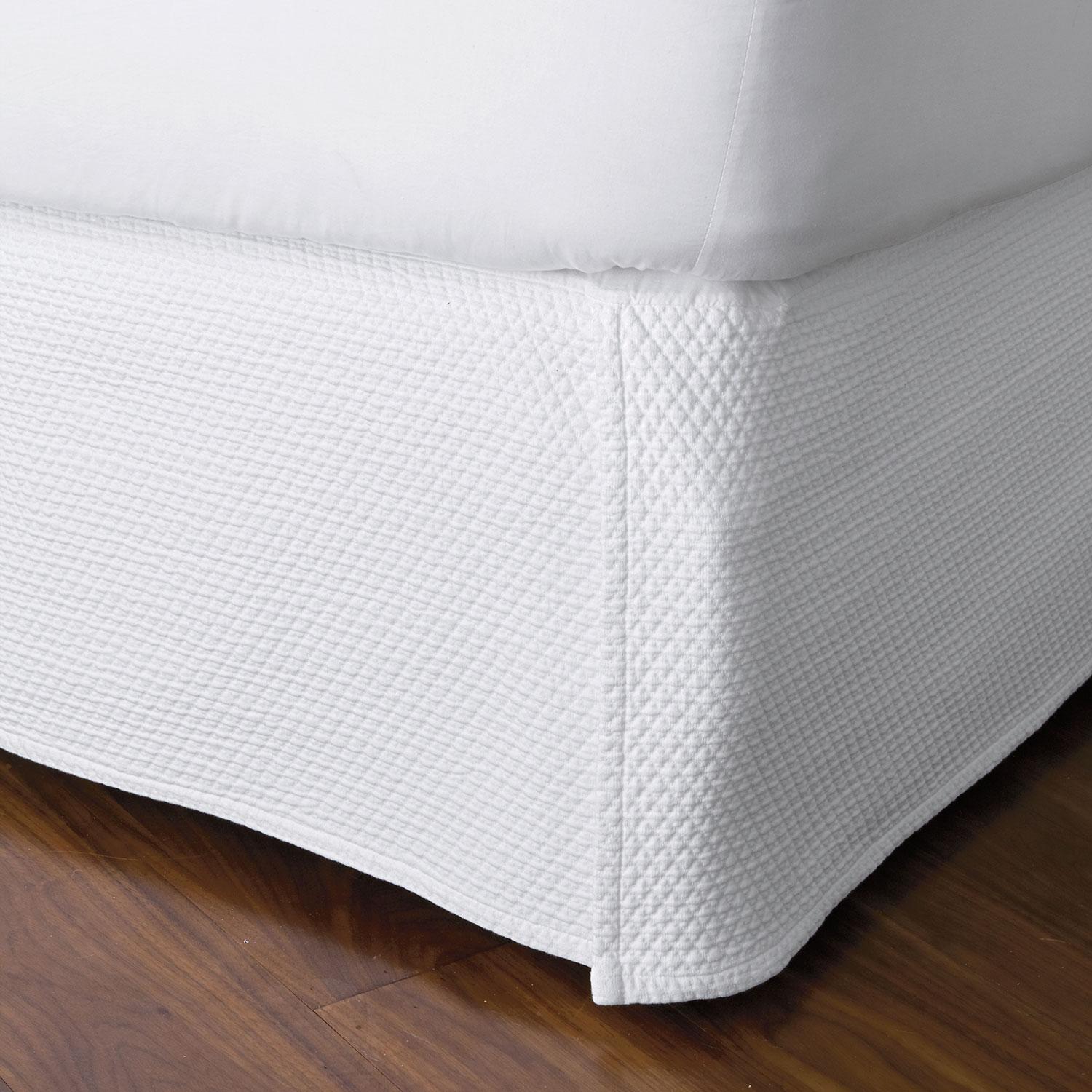 Madelyn Egyptian Cotton Matelassé 18 in. Drop Bed Skirt - White, Size Queen, Geometric/Solid | The Company Store