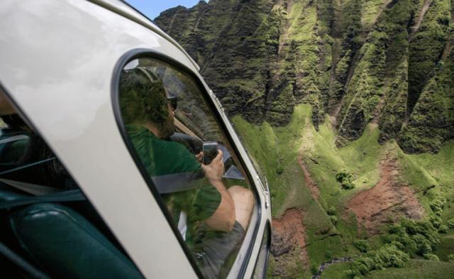 Helicopter Tour Big Island, Hamakua Coast - 75 minutes