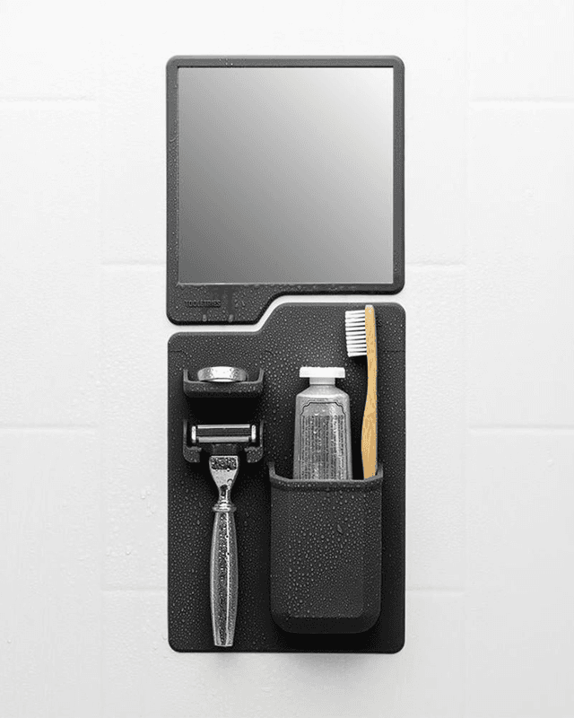 The Harvey & Oliver Mirror and Shaving Set