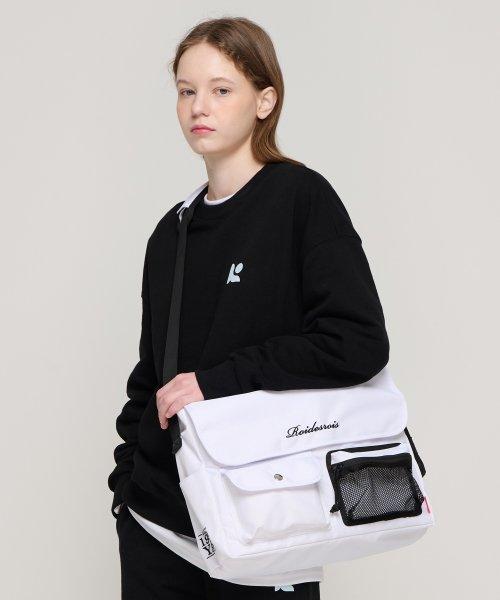 Hush Mesh Pocket Cross Messenger Bag (White) [WHITE]