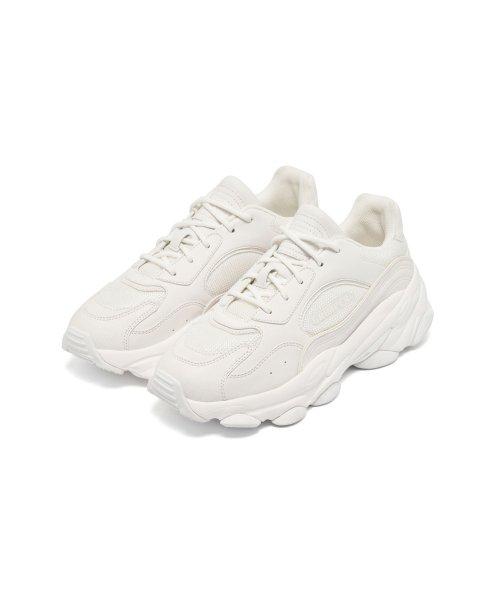 Pretzels All White [WHITE]