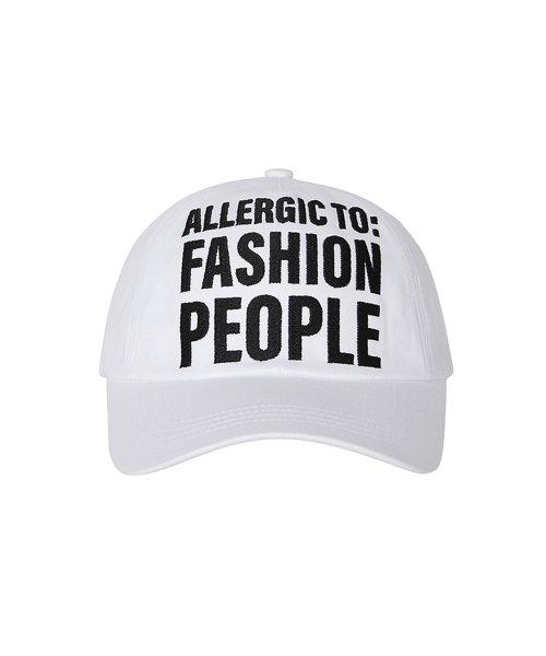 ALLERGIC LETTERING BALL CAP WHITE [WHITE]