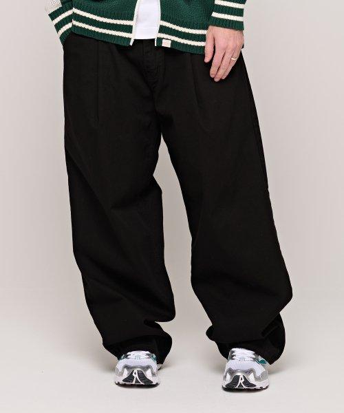 CB pin tuck wide denim pants (black) [BLACK]