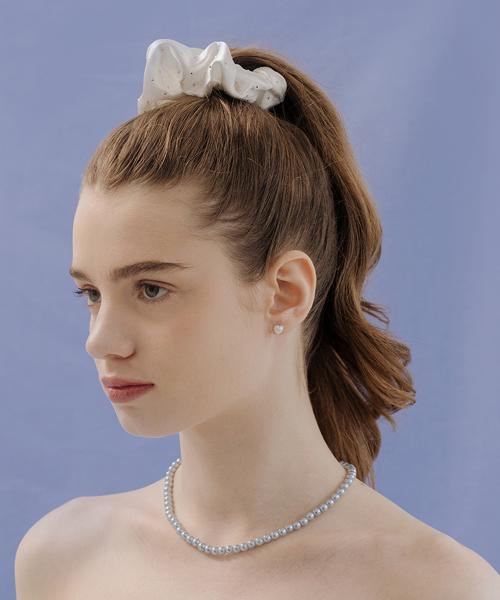 HTY020 Glossy cubic scrunchie [WHITE]