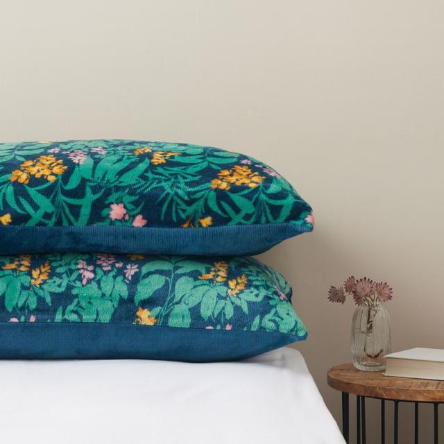 Cozee Home Velvetsoft Set of 2 Jewelled Florals Printed Pillowcases