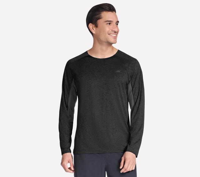 Skechers GO DRI Circuit Long Sleeve t-shirt en Noir, Pointure Grand