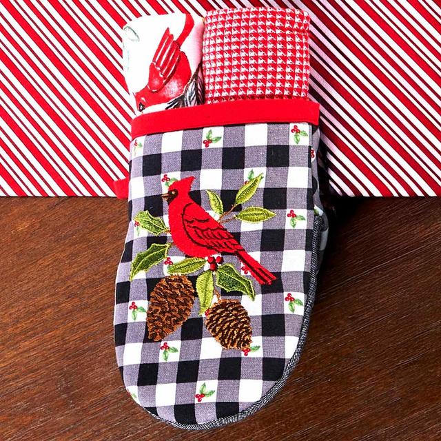 3pc. Cardinal & Holly Kitchen Set