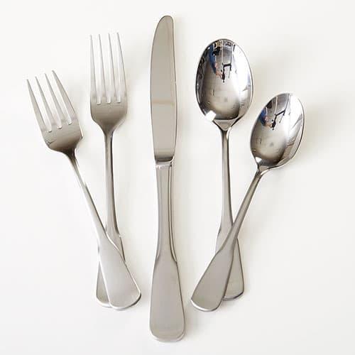 Oneida Colonial Boston 20pc Service for 4 Silverware