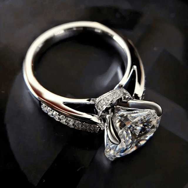TEMU Anillo de lujoso y elegante con de centelleante, anillo de , regalo adecuado para uso y bodas, para todas , regalo del Día de San Valentín