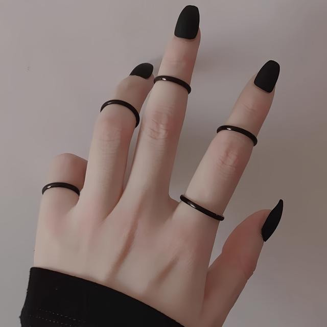 TEMU Zestaw 5 czarnych, minimalistycznych pierścieni ze stali nierdzewnej do układania w stos, stylowe ciemne pierścienie do łączenia dla kobiet