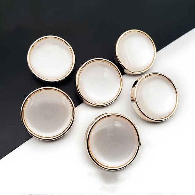TEMU 50pcs Ivory Pearlescent Resin Buttons - Versatile For Coats, Trenches & Earrings Crafting Accessories