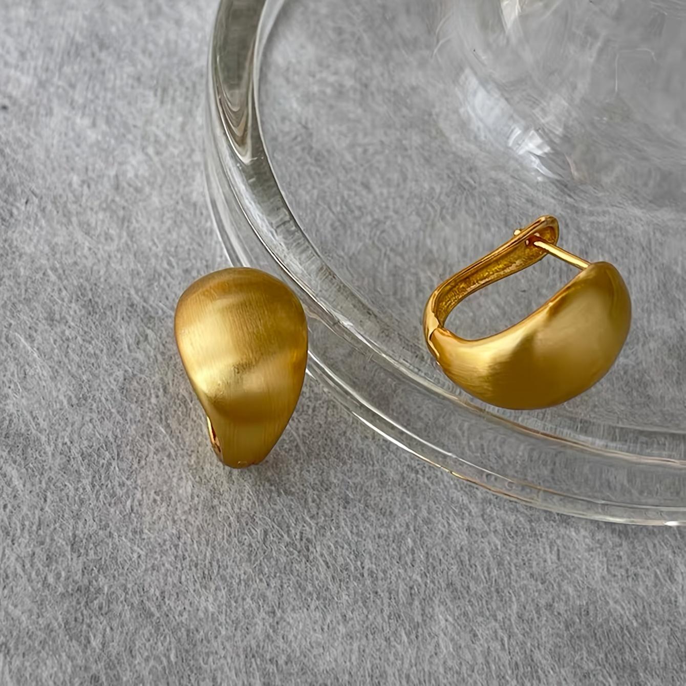 TEMU A Pair Of Elegantly Curved, Minimalist, And Luxurious Small Brushed Bean-shaped Earrings For Women