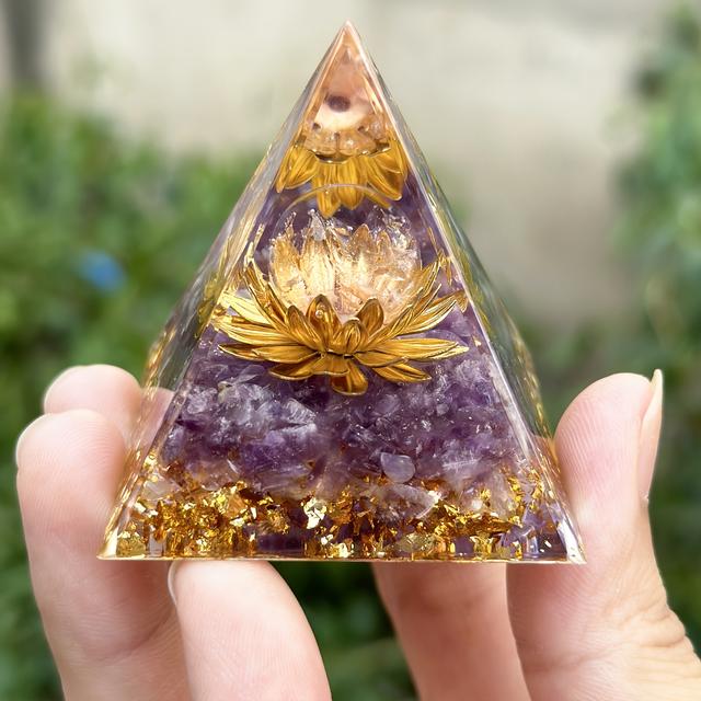 TEMU 1 шт. Оргонна Піраміда "Квітка Життя" з Аметистом, перетворіть дім, приваблюйте , містить кришталеву кулю, декор для дому, колекція, подарунок на свята