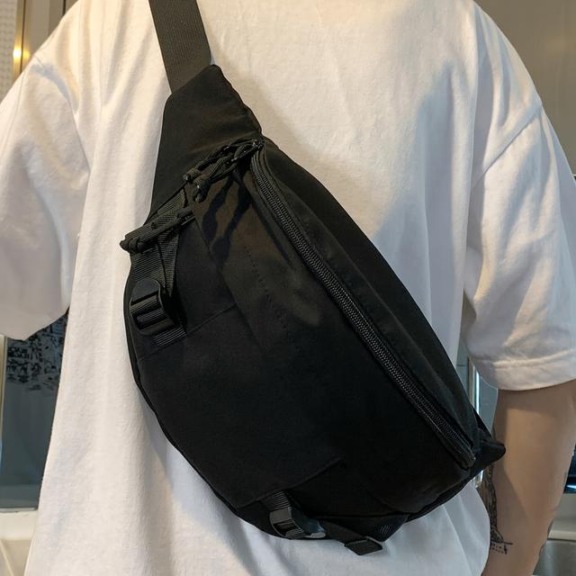 TEMU Men's Chest Bag 1pc Solid Color Casual Commuter Style Body Bag Fashionable Versatile Men's Chest Bag For Daily Use, Halloween Gift