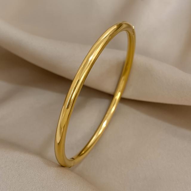 TEMU Steel Plain Circle Glossy Bangle Bracelet For Men Women Daily Wear Hand Jewelry,gifts For Wedding Party Memorial Day, Valentine's Day, Thanksgiving, New Year's Day