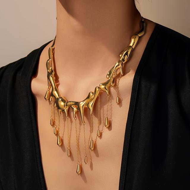 TEMU A Stylish And Easy Long Pendant Necklace With Tassels For Women, Perfect For Wearing At Parties And Banquets