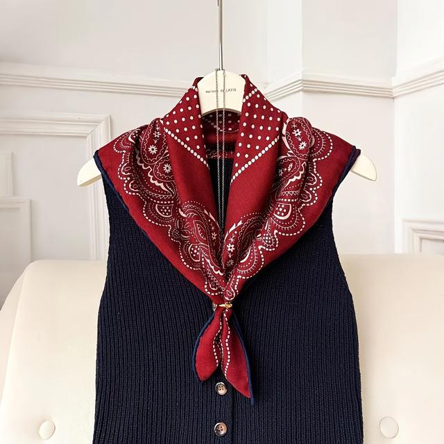 TEMU Der neue Nackenschal im Luxus-Stil mit Cashewblütenmuster in quadratischem Design in Angrau, hergestellt aus warmem Samt, perfekt als Herbst- und Wintergeschenk für Anlässe wie Muttertag.