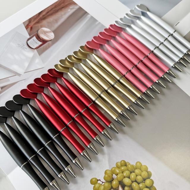 TEMU Set Of 25 Romantic Ballpoint Pens In Colors: 5 Red, 5 Black, 5 Silver, 5 Golden, And 5 Pink, Perfect For Adult Gatherings, Office Use, , And Festive Occasions Like Christmas And Valentine's Day