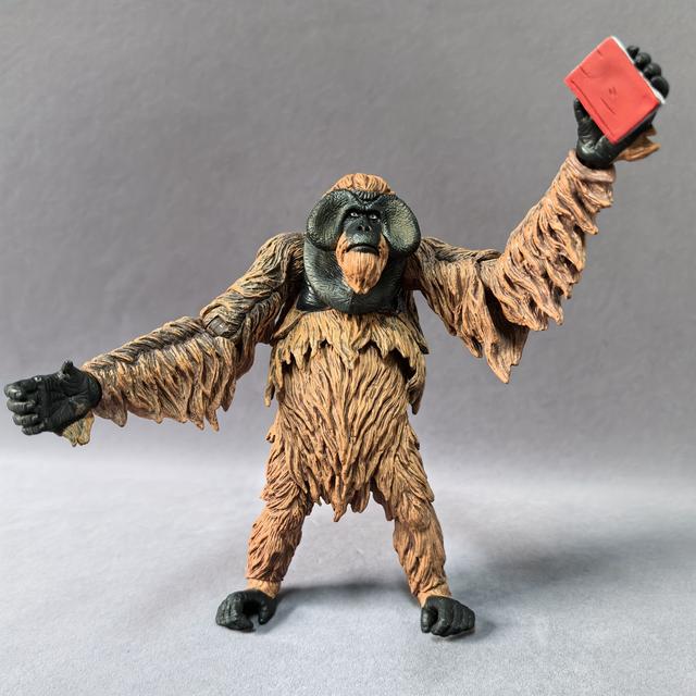 TEMU 7-inch Articulated Gorilla Action Figure, Perfect For Holiday Gifts.