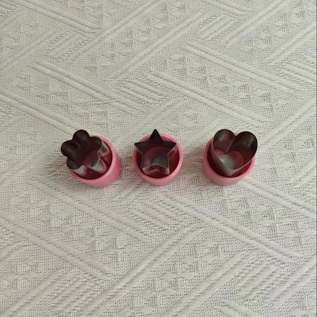 TEMU 3ks/9ks/Ořezávání ovoce Tvar květinového tisku Tvar ořezávání zeleniny Nerezová ocel PP Rukavice Tvar na sušenky