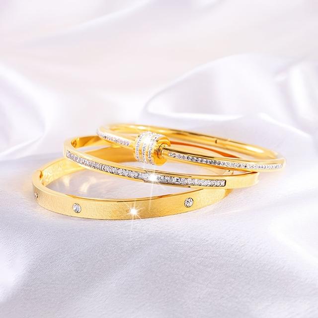 TEMU A Set Of 3 Elegant Neutral Stainless Steel Bangles Featuring A Rotating -pointed , Perfect For Couples To Wear At Formal Events