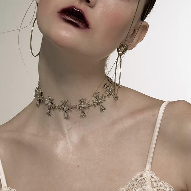 TEMU 1pc Collar Choker Estilo Cruz, Cadena de Clavícula de Aleación a , Collar Corto Versátil para Uso Diario y Fiestas, Accesorio para de Mardi Gras, Joyería para Todas