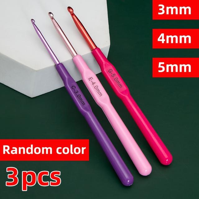 TEMU 3pcs/6pcs Colorful Plastic Handle Crochet Hooks, Suitable For All Kinds Of Yarn Knitting Sweaters, Bags, Dolls, Pet Clothes, Essential Tool Set, Candy Color Crochet Hooks