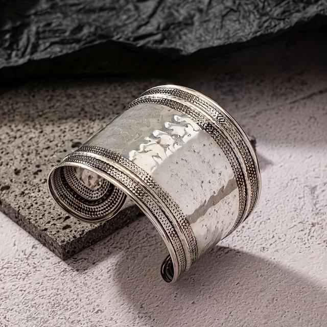 TEMU 1pc Boho Gothic Cuff Bracelet For Women, Wide Band Oxidized Golden & Silvery Tone Bangle, Burnt Metal Tribal Vintage Open Bracelet, Aesthetic Statement Jewelry