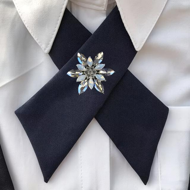 TEMU 1pc Fashion Women's Tie With Chest Flower And Snowflake Gemstones | Elegant Tie, Casual Outdoor, School Uniform, Jk Workwear, Role-playing Additions