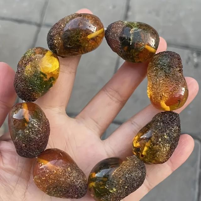 TEMU Amber Fashion Trendy High-end Couple Hand Chain