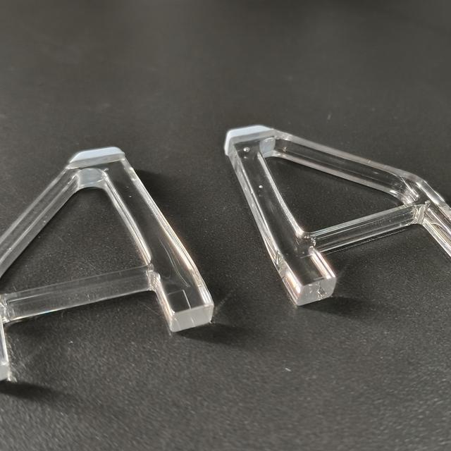 TEMU 2db PS5 Slim CD-ROM játékkonzolhoz alkalmas, vízszintes állvány, akril tartó, kreatív játékkiegészítők, és helytakarékos kialakítás, kompatibilis a PS5 Slim CD-ROM verzióval