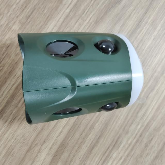 TEMU Animal Repellent Outdoor Variable Frequency Ultrasonic Rodent Repellent Led Flashing Light Bird Repellent Suitable For Farms