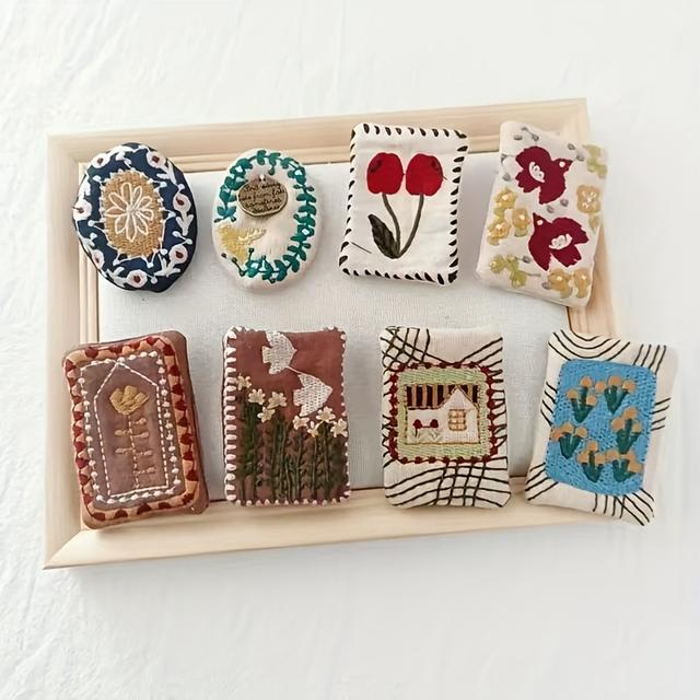 TEMU 8개 세트 귀엽고 다용도 패브릭 브로치 - 옷과 백팩 장식용 액세서리