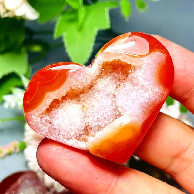 TEMU 1pc Carnelian Crystal Heart Geode Cluster Red Agate Heart-shaped Crystal Cluster For Halloween, Christmas Gifts, Home Decor, Party Decor
