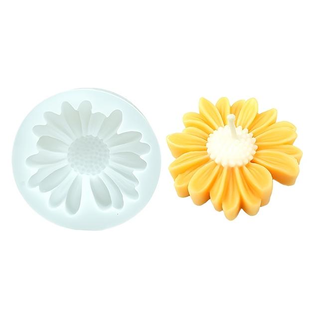 TEMU Molde de silicona para vela redonda de margarita 3D | Moldes decorativos de flores para jabón, arcilla y resina | Decoración navideña para el hogar